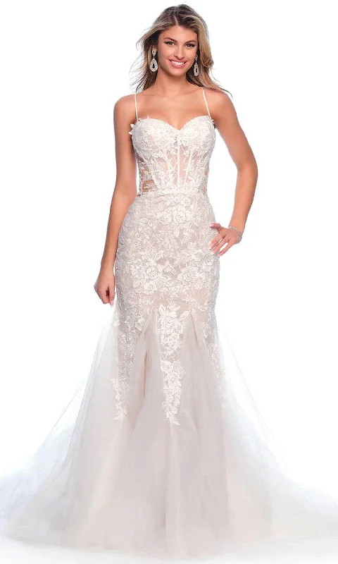 Dave & Johnny Bridal 12114 - Applique Trumpet Bridal Gown Beautiful Lace Gown